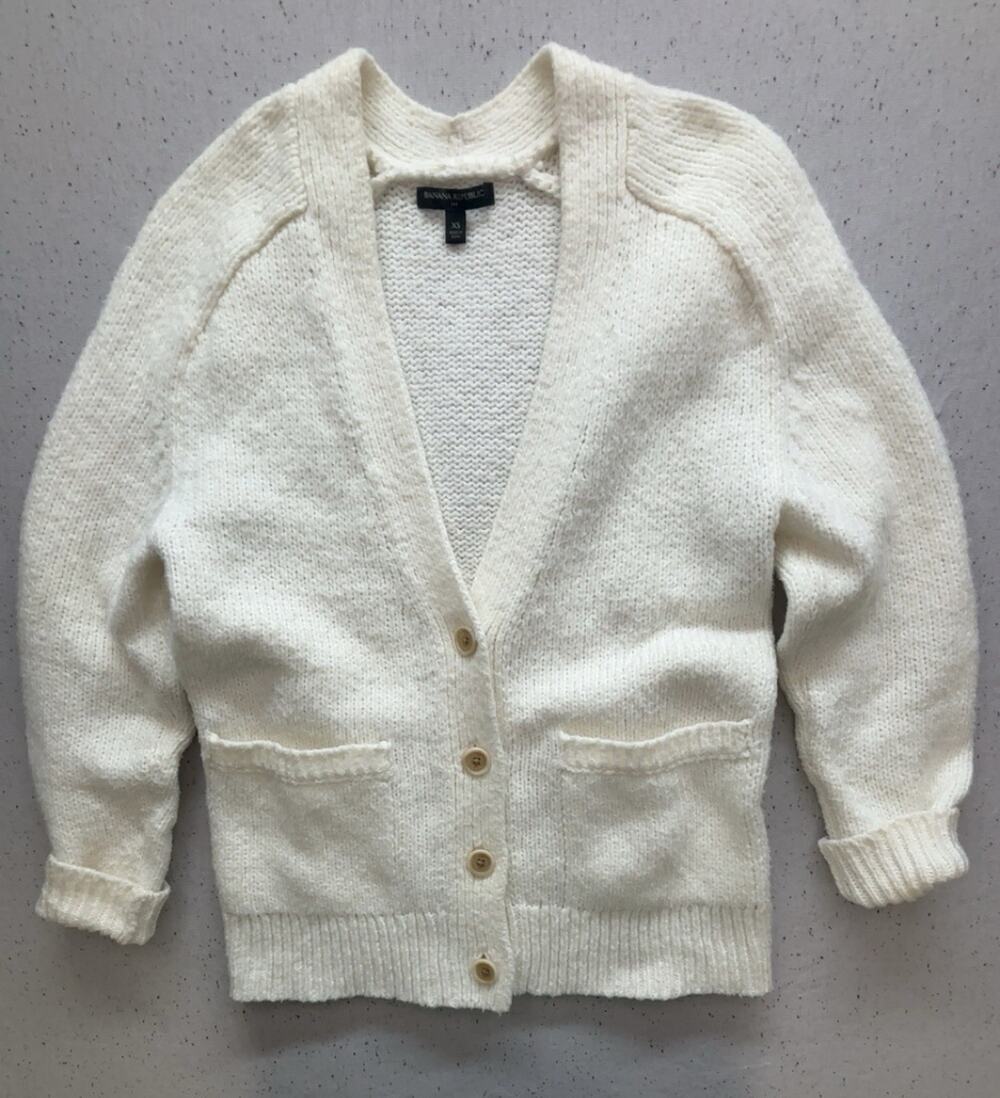 Banana Republic Chunky Knit Cardigan Sweater Womens XS Cream White Button Pocket
